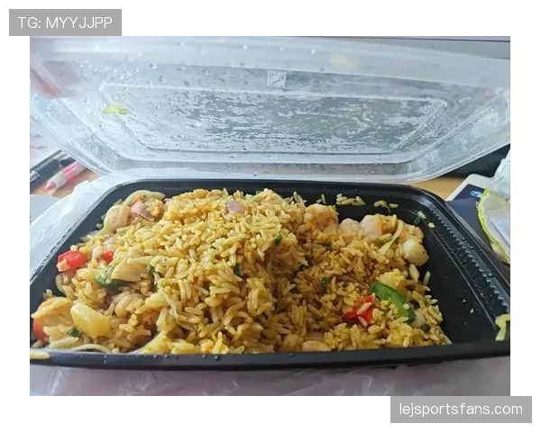 孙准浩居然还能这样过日子？听说连买个外卖都和大牌明星拼排面了！